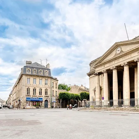 Bright And Trendy Apartment In The Hypercentre Of Caen Caen